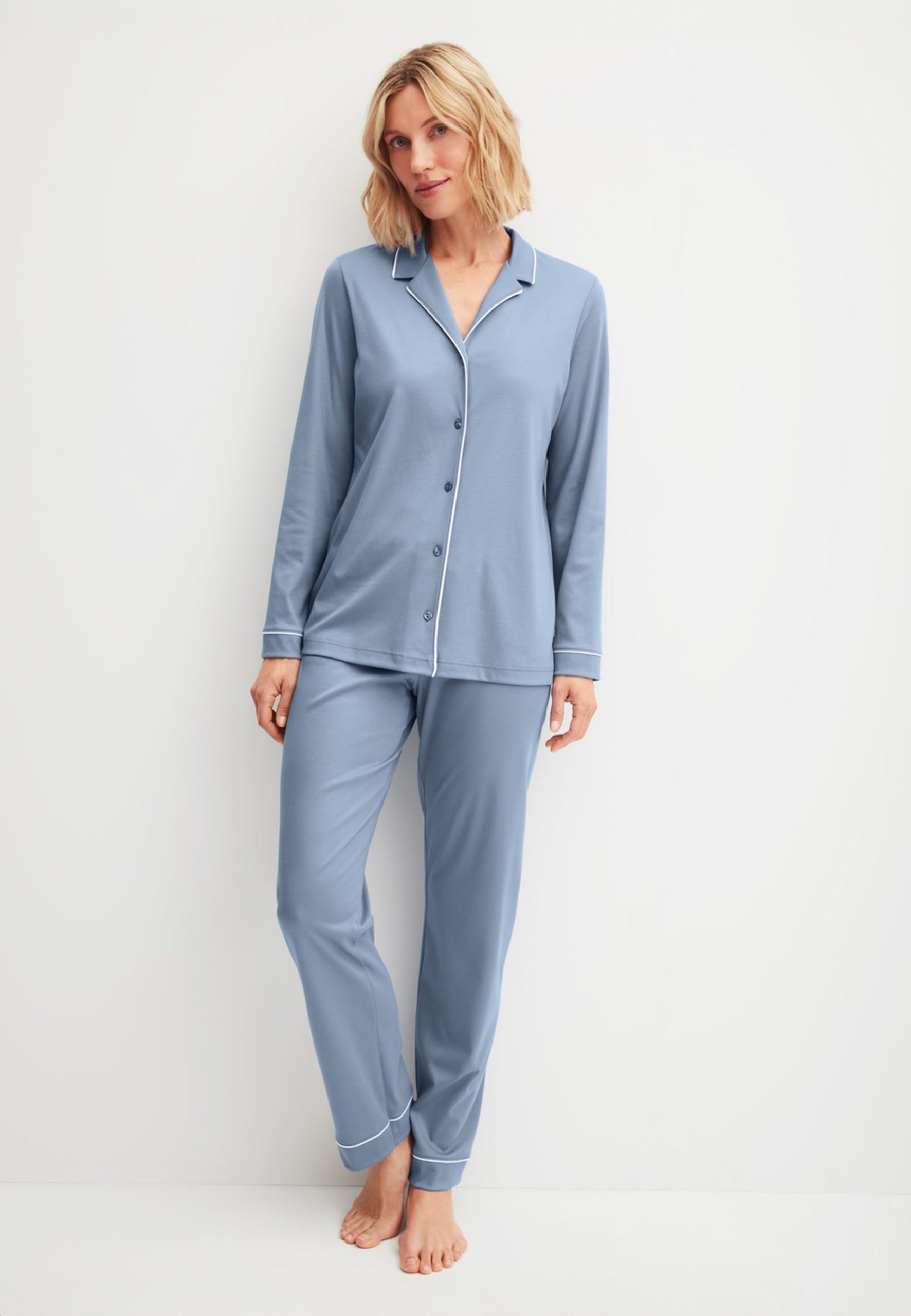 calida-pigiami-448jmq-1.jpg CALIDA Pigiama Donna Lungo Aperto Swiss Cotton ART. 43629 46/48 / Azzurro - immagine 1