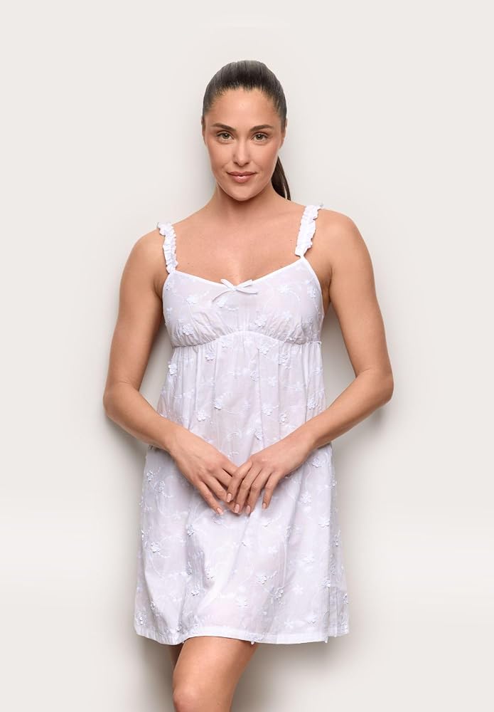 camicie-da-notte-yamamay-897lcb-1.jpg YAMAMAY Camicia da Notte con Spalline Fini in Sangallo, Bianco, Linea Broderie, Donna, M : Amazon.it: Moda - immagine 1