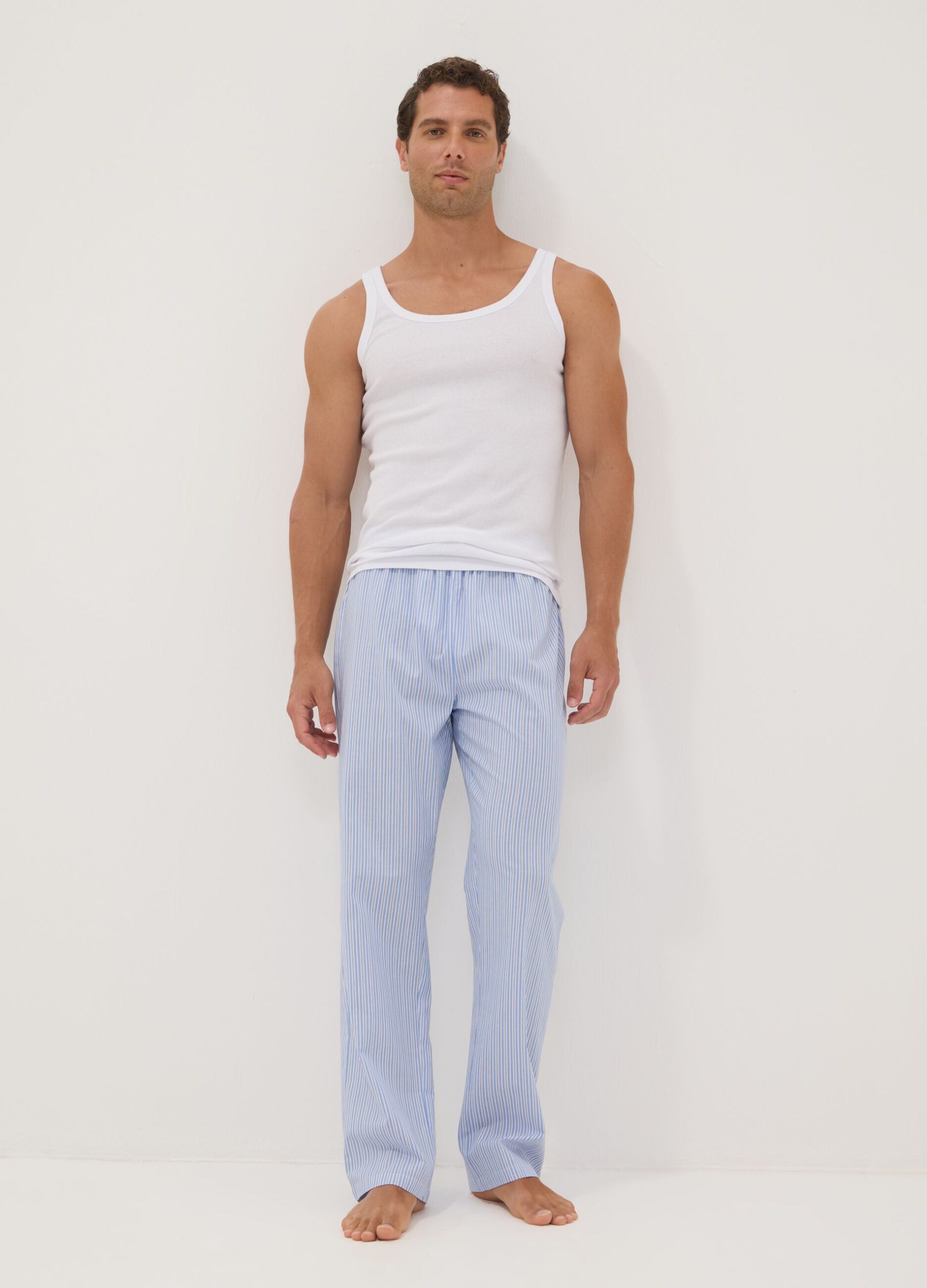 ovs-pigiami-uomo-366ter-1.jpg Pigiami Lunghi e Corti da Uomo | OVS - immagine 1