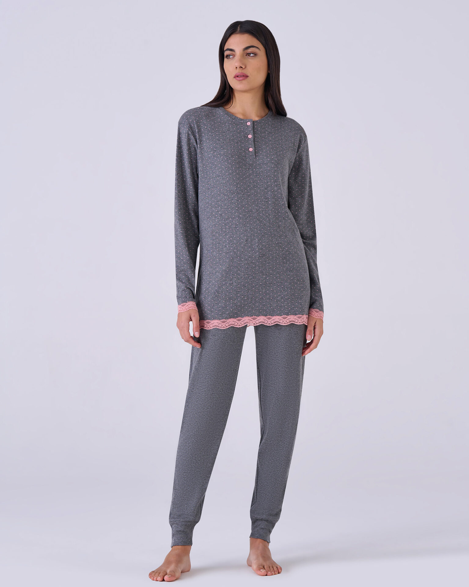 pigiama-caldo-cotone-donna-400npq-1.jpg Pigiama donna caldo cotone Pois – pigiamiamoci - immagine 1
