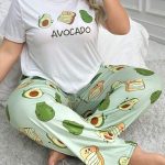 Pigiama Donna Pigiama Avocado Ovs Set Pigiama Donna Con Maglietta A Maniche Corte Con Stampa Di Avocado E Pantaloni In Taglie Forti SHEIN ITALIA