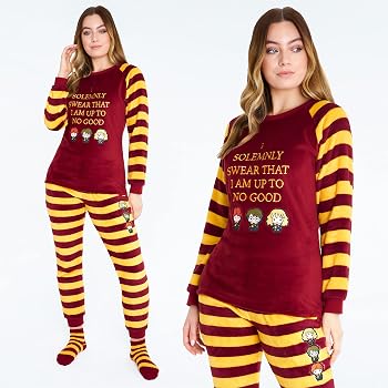 pigiama-harry-potter-994ecd-1.jpg Harry Potter Pigiama Donna Invernale in Pile con Calze Morbide Grifondoro (Rosso/Giallo, S) : Amazon.it: Moda - immagine 1