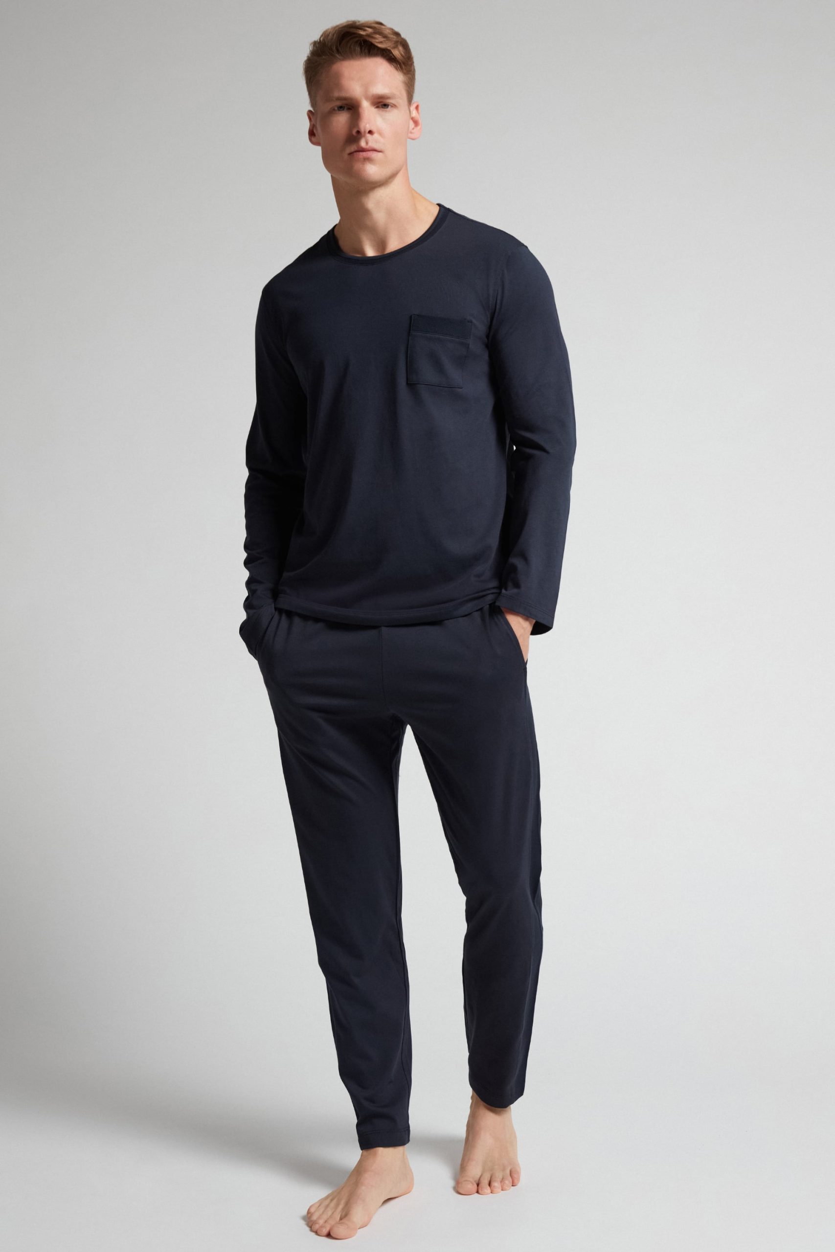 pigiama-intimissimi-uomo-131kgi-1.jpg Pigiama Lungo in Cotone Pima - immagine 1