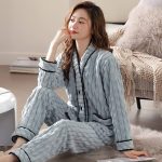 Pigiama Donna In Due Pezzi,Set Pigiama Di Flanella Da Donna Blu Con Scollo A V Bordi Neri Tasche Con Bottoni Elegante E Caldo Pigiama A Maniche Lunghe Top & Bottoms Set Loungewear