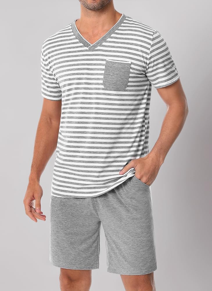 pigiama-uomo-estivo-276ppl-1.jpg Leversic Pigiami Uomo Estivi Pigiama Uomo Cotone Corte Pigiama Uomo Estivo 2 Pezzi Pigiama Maniche Corte Uomo Leggero e Morbido Grigio+Bianco+Grigio 3XL : Amazon.it: Moda - immagine 1