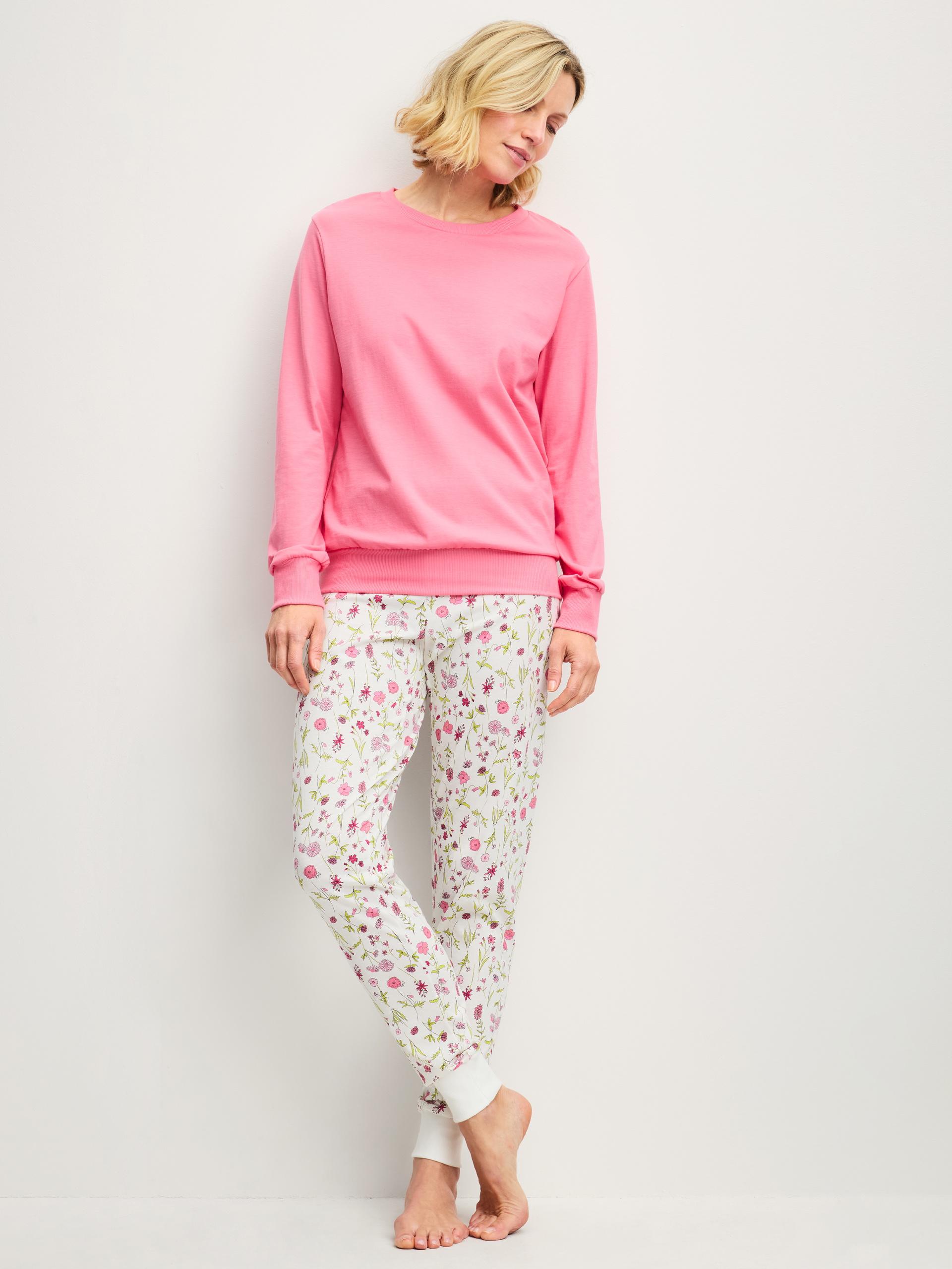 pigiami-calida-063oxd-1.jpg Pigiami da donna: Morbidi, comodi ed eleganti - immagine 1