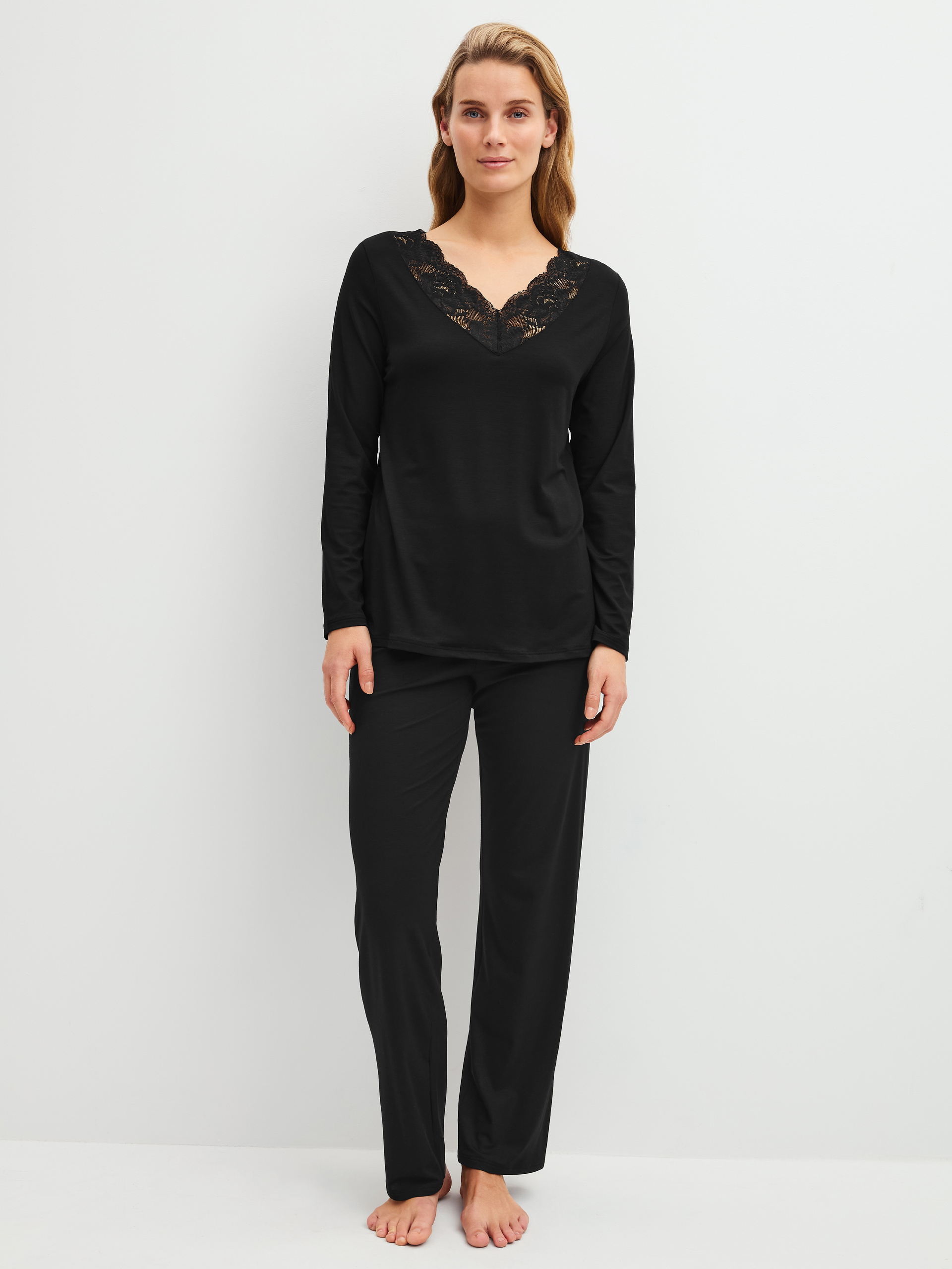 pigiami-calida-991bnz-1.jpg Pigiami da donna: Morbidi, comodi ed eleganti - immagine 1