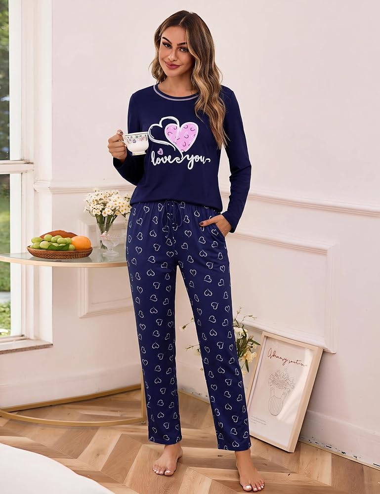 pigiami-da-donna-920reb-1.jpg Aseniza Pigiama Donna Invernale Cotone Manica Lunga con Tasche Blu Navy S | Pigiama donna due pezzi, pantaloni lunghi, vita elastica, coulisse regolabile, stampa frontale, relax a casa : Amazon.it: Moda - immagine 1