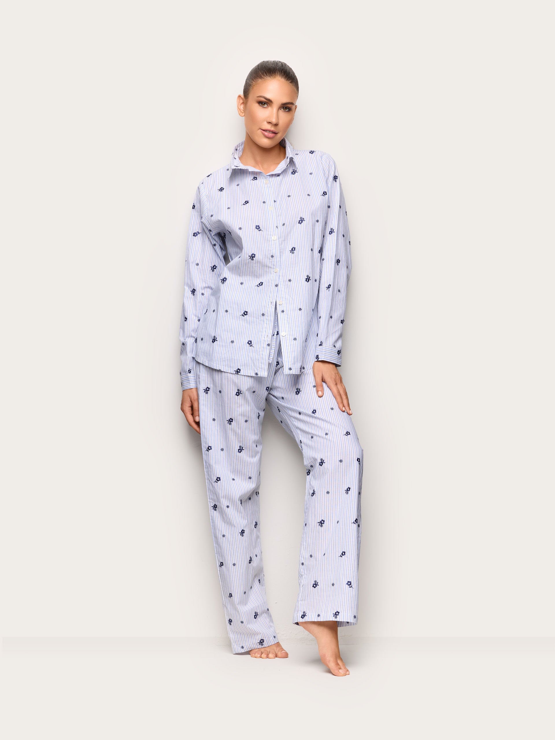 yamamay-pigiami-400ycc-1.jpg Pigiami Donna: lunghi e corti, in cotone e altri tessuti | Yamamay - immagine 1